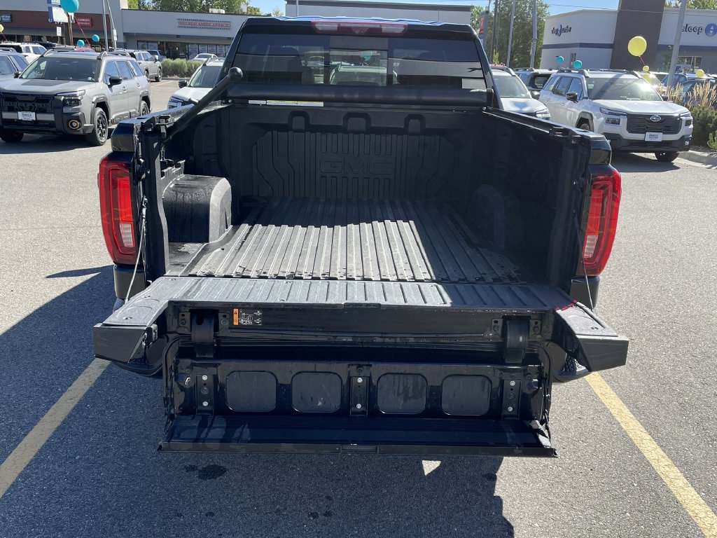 Used 2022 GMC Sierra 1500 Denali w/ Denali Reserve Package AWD/4WD image 47