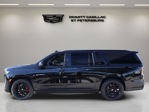 Certified 2024 Cadillac Escalade ESV Sport Platinum w/ LPO, ONYX Package AWD/4WD image 2