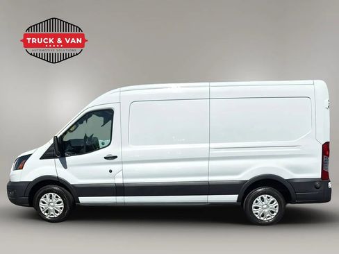 Used 2020 Ford Transit 250 Medium Roof RWD image 5