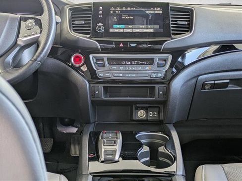 Used 2019 Honda Passport Touring image 16