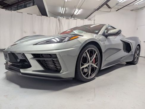 Used 2023 Chevrolet Corvette Stingray Premium Conv w/ Z51 Performance Package image 5