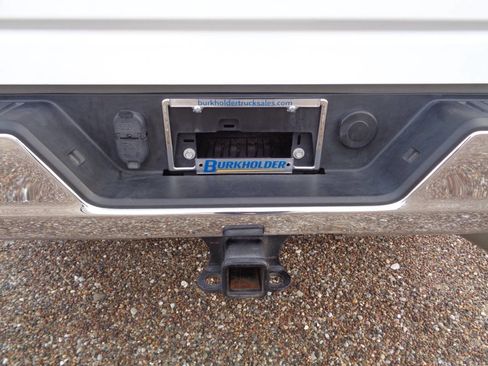 Used 2023 Chevrolet Silverado 2500 LT AWD/4WD image 10