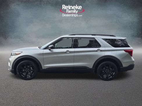Used 2023 Ford Explorer ST-Line w/ Class IV Trailer Tow Package AWD/4WD image 9