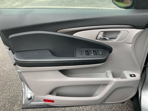 Used 2017 Honda Ridgeline RTL image 29