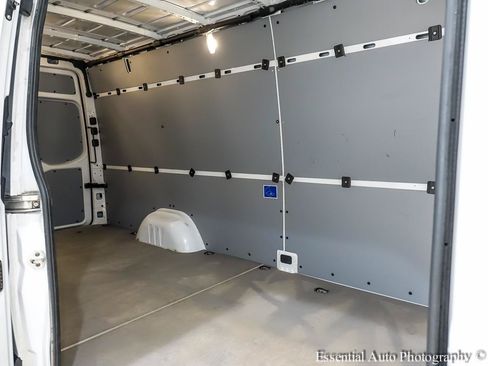 Used 2025 Mercedes-Benz Sprinter 2500 image 17