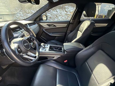 Used 2023 Jaguar F-PACE S image 20