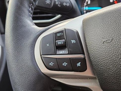 Used 2023 Ford Explorer XLT w/ Equipment Group 202A RWD image 18