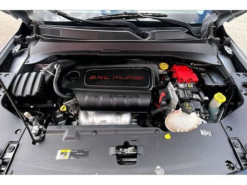 Used 2021 Jeep Compass Trailhawk AWD/4WD image 10