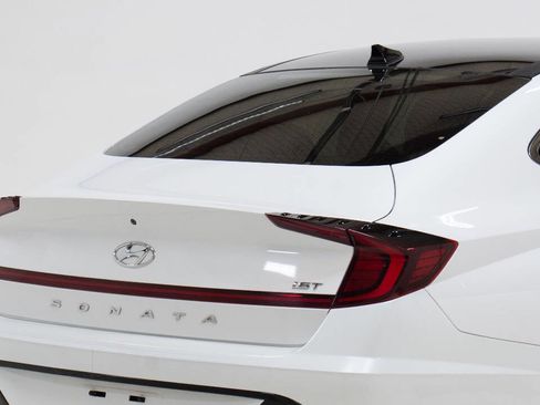 Used 2021 Hyundai Sonata SEL Plus w/ Tech Package FWD image 11