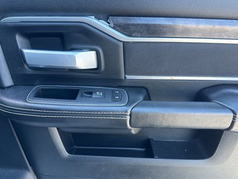 Used 2024 RAM 3500 Big Horn image 21