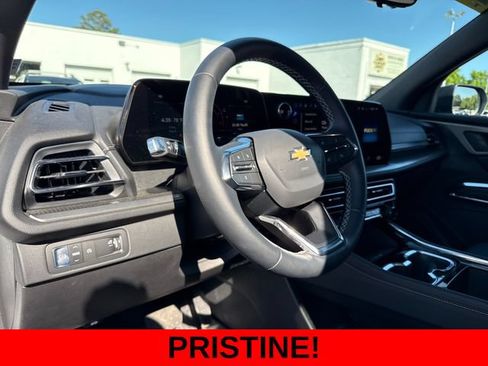 Used 2026 Chevrolet Traverse LT w/ Driver Confidence Package FWD image 15
