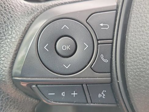 Used 2024 Toyota Corolla LE FWD image 29