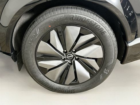 Used 2023 Nissan Ariya FWD image 11