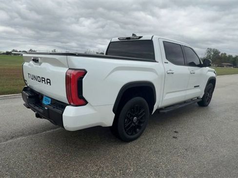 Used 2024 Toyota Tundra Limited image 8