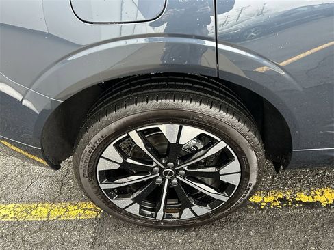 New 2026 Volvo XC60 B5 Plus w/ Climate Package image 12