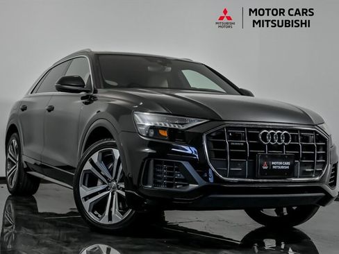 Used 2020 Audi Q8 Prestige AWD/4WD image 1