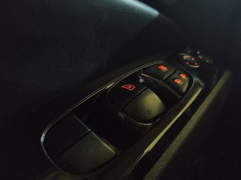 Used 2023 Nissan Altima 2.5 SV FWD image 27