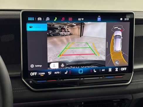 New 2026 Volkswagen Tiguan SE AWD/4WD image 18
