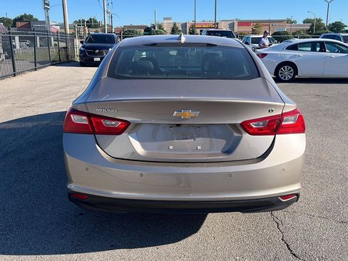 Used 2024 Chevrolet Malibu LT FWD image 5