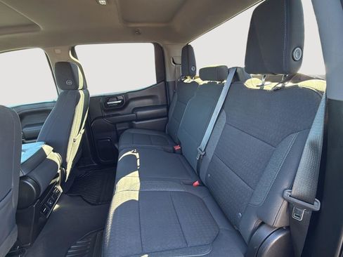 Used 2022 Chevrolet Silverado 1500 LT image 17