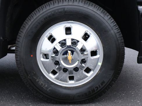 New 2026 Chevrolet Silverado 3500 High Country w/ High Country Premium Package AWD/4WD image 24