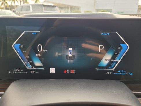 New 2026 BMW X5 xDrive50e w/ Executive Package image 30