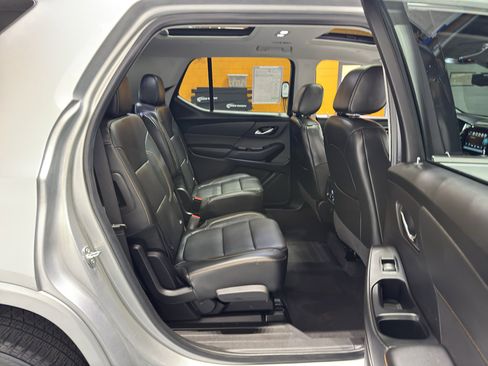 Used 2019 Chevrolet Traverse Premier image 20