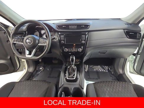 Used 2020 Nissan Rogue SV image 9