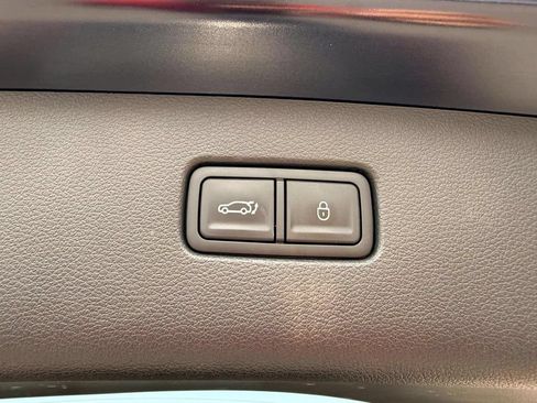 Certified 2026 Genesis GV80 2.5T AWD/4WD image 6