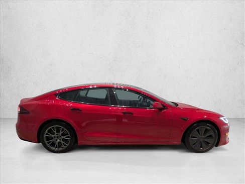 Used 2022 Tesla Model S image 4