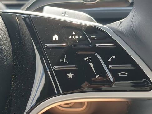 Used 2025 Mercedes-Benz GLE 450e 4MATIC image 14