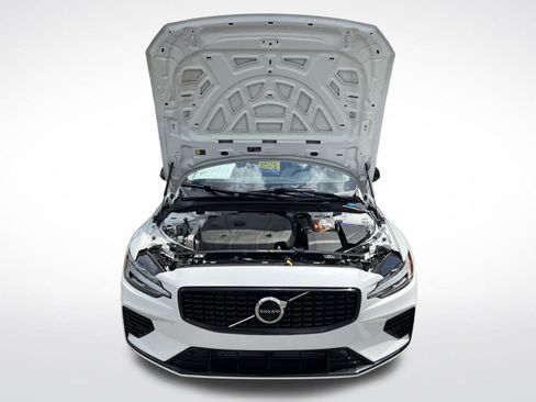 Used 2023 Volvo S60 T8 Plus AWD/4WD image 18