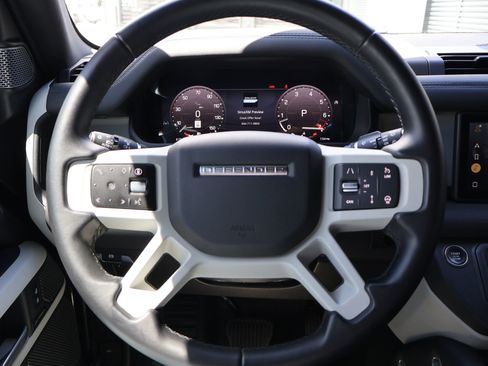 Used 2024 Land Rover Defender 110 X-Dynamic SE AWD/4WD image 12