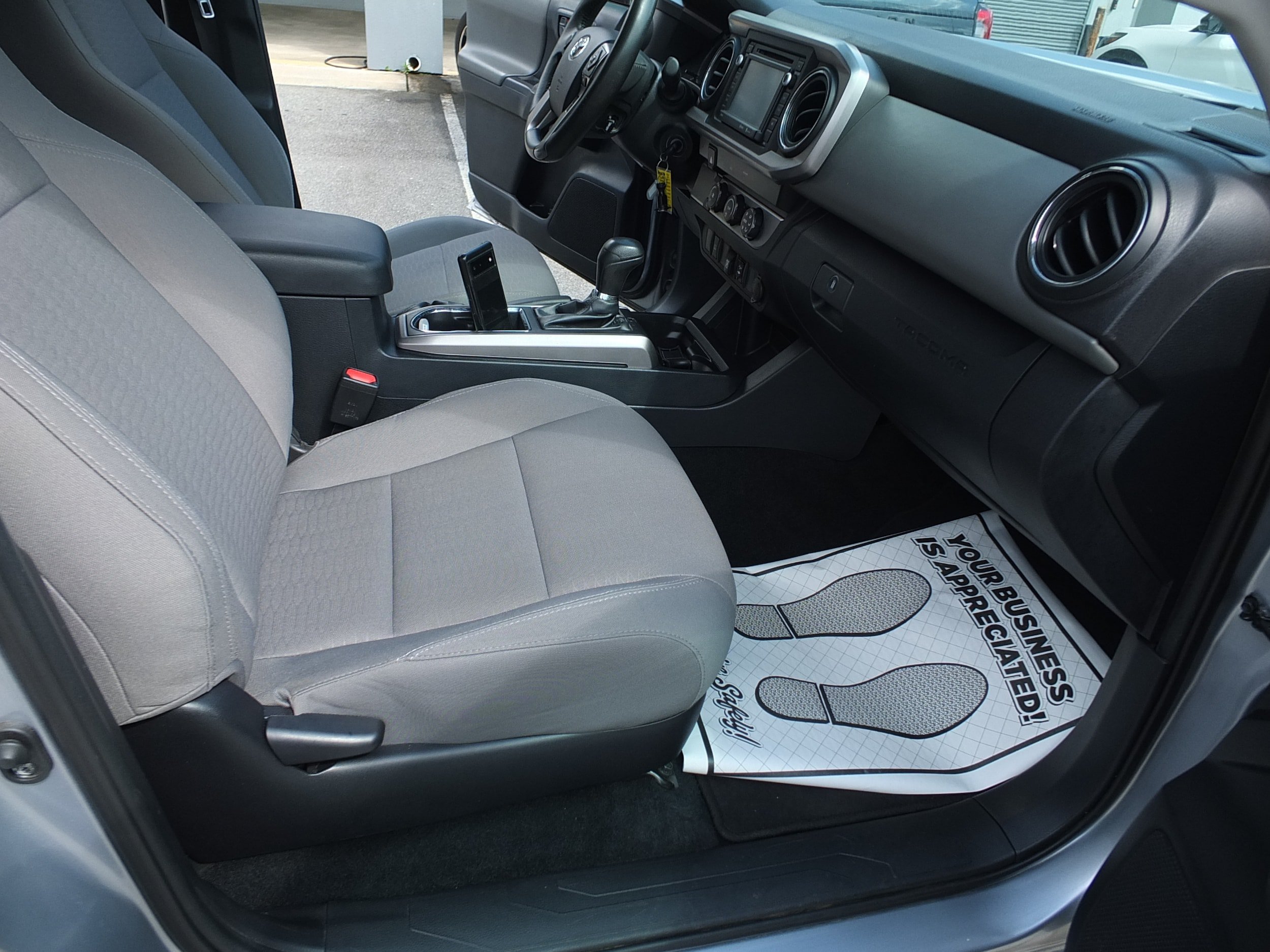 Used 2019 Toyota Tacoma SR5 RWD image 14