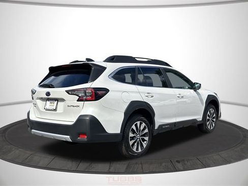 Used 2024 Subaru Outback Limited image 31