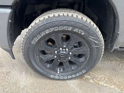 New 2026 RAM 2500 Laramie AWD/4WD image 9