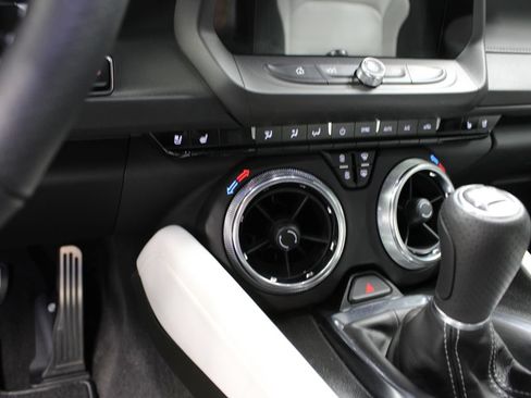 Used 2021 Chevrolet Camaro SS w/ LPO, Camaro Logo Package RWD image 52