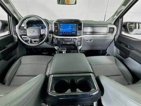 Used 2022 Ford F150 Lightning Pro image 30