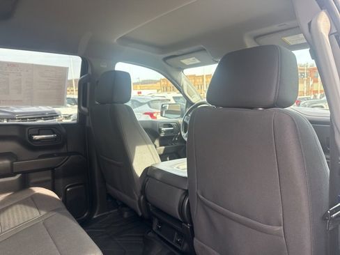 Used 2022 Chevrolet Silverado 1500 Custom image 14