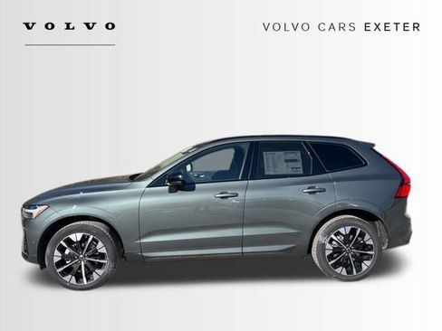 New 2026 Volvo XC60 B5 Plus w/ Climate Package image 4