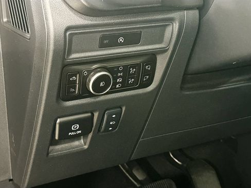 Used 2025 Ford F150 Raptor AWD/4WD image 11