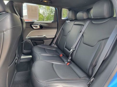 Certified 2023 Jeep Compass Limited AWD/4WD image 21