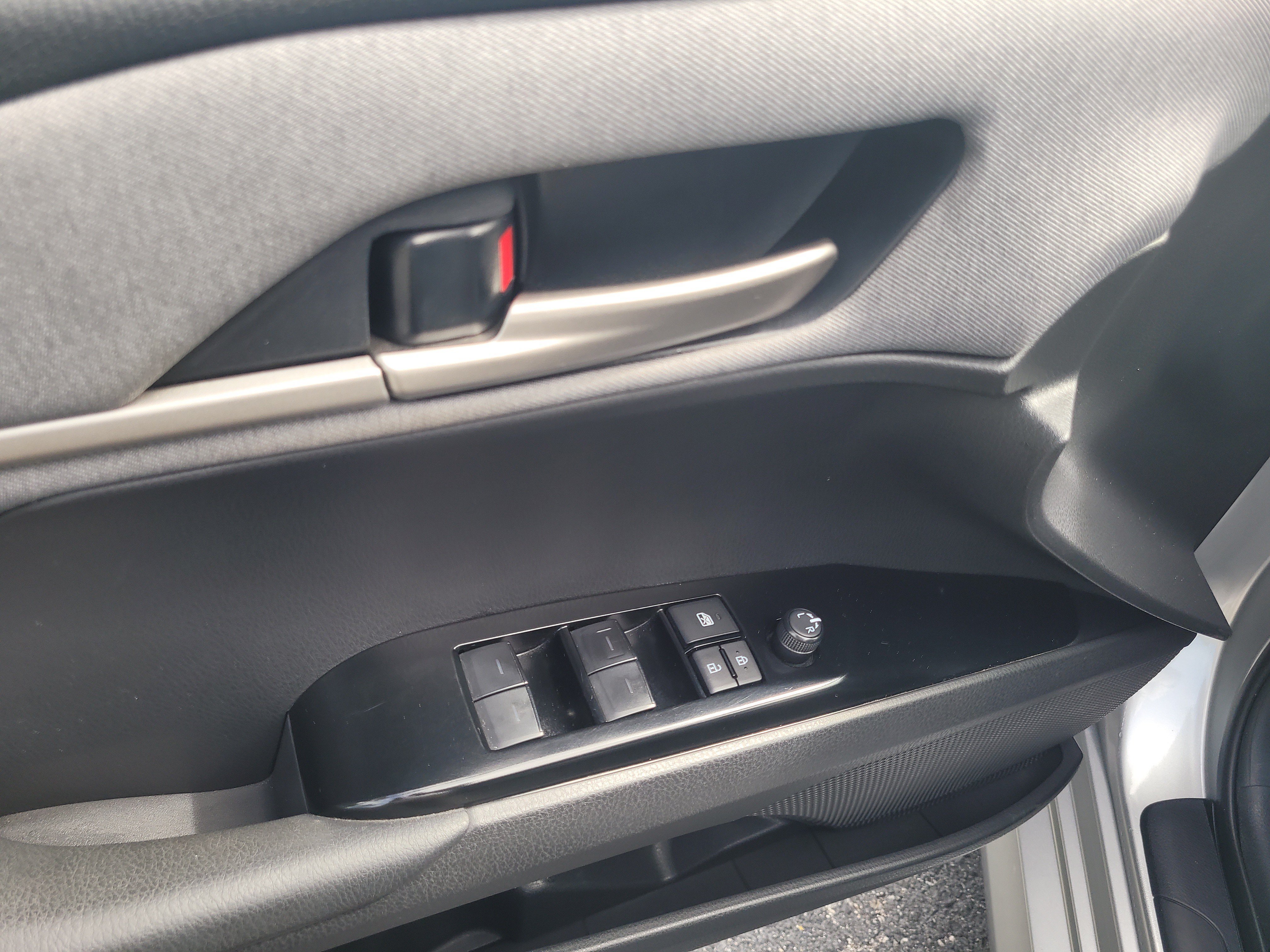 Certified 2025 Toyota Camry LE FWD image 16