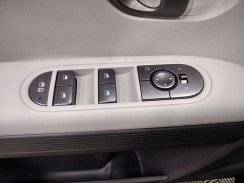 New 2026 Hyundai Ioniq 5 SEL image 19