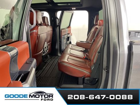 Used 2022 Ford F350 Platinum image 18