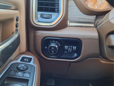 Used 2022 RAM 3500 Limited image 18