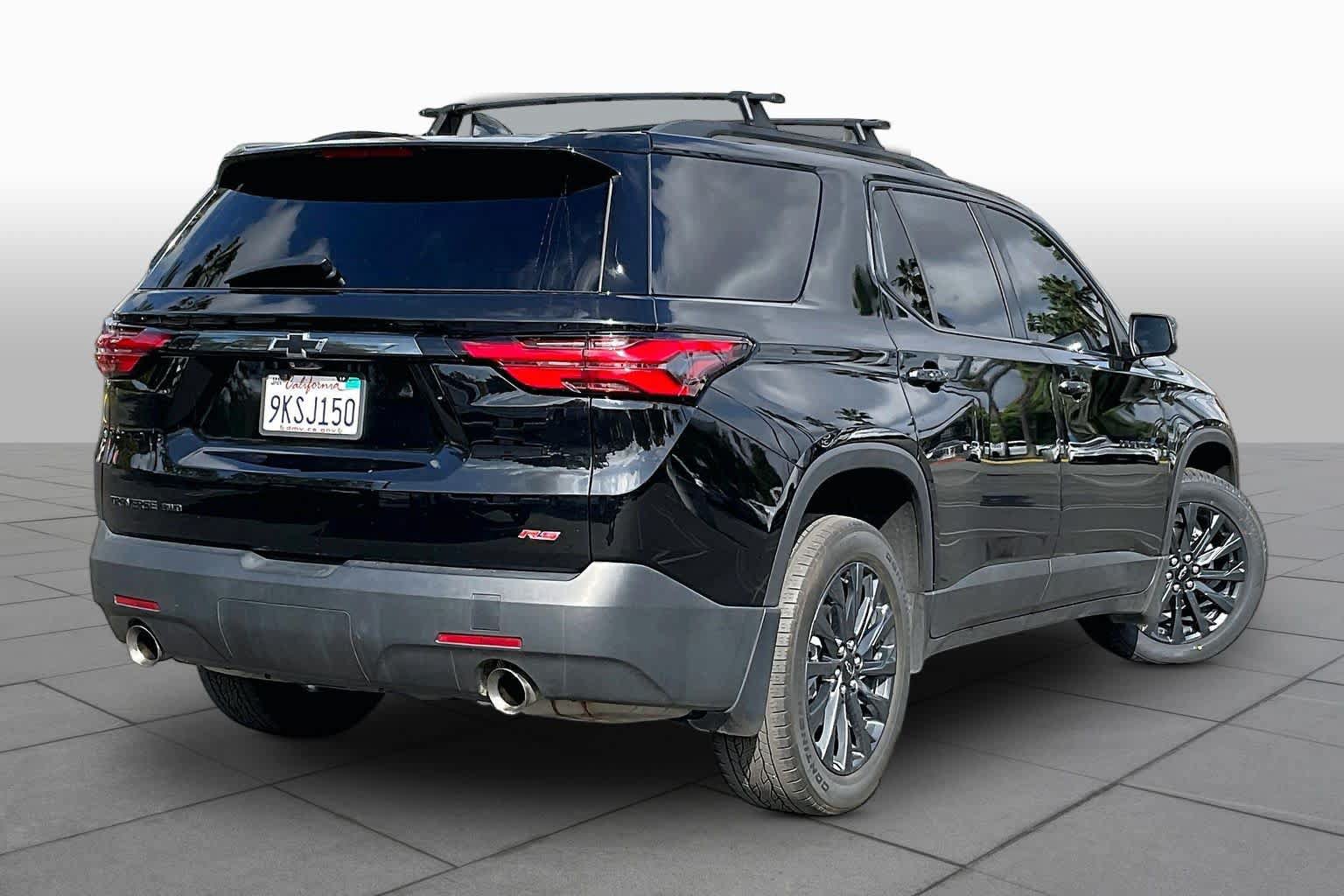 Used 2023 Chevrolet Traverse RS AWD/4WD image 12