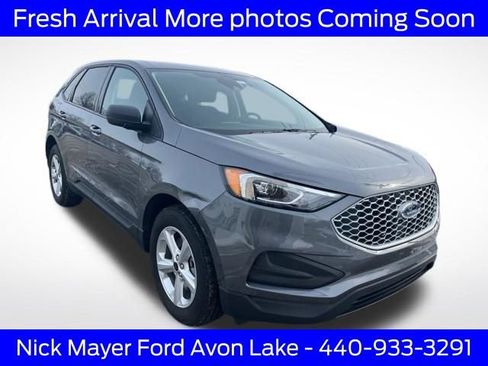 Used 2024 Ford Edge SE image 9