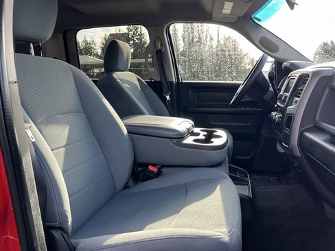 Used 2017 RAM 1500 ST w/ SXT Appearance Group image 13