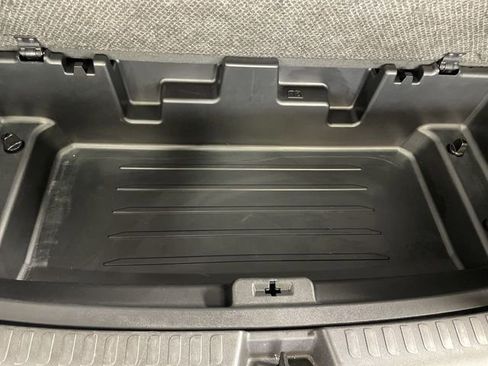 Used 2026 Chevrolet Traverse LT AWD/4WD image 18